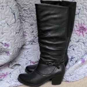 Black Baretraps Boots, Size 7.5